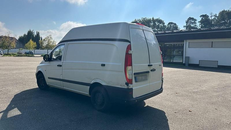 Gebraucht Mercedes Vito 116 PS (85 kW) 2007 Weiß Van