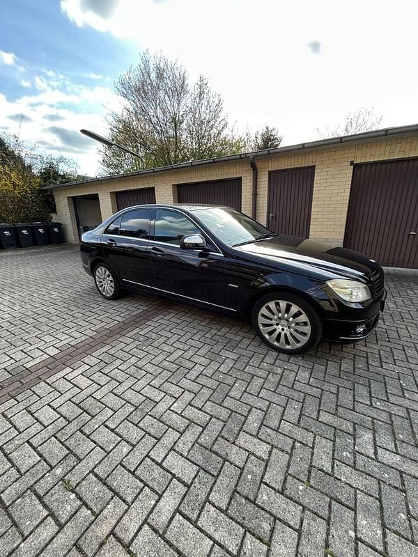 Gebraucht Mercedes C320 Elegance 224 PS (164 kW) 2008 Schwarz Limousine