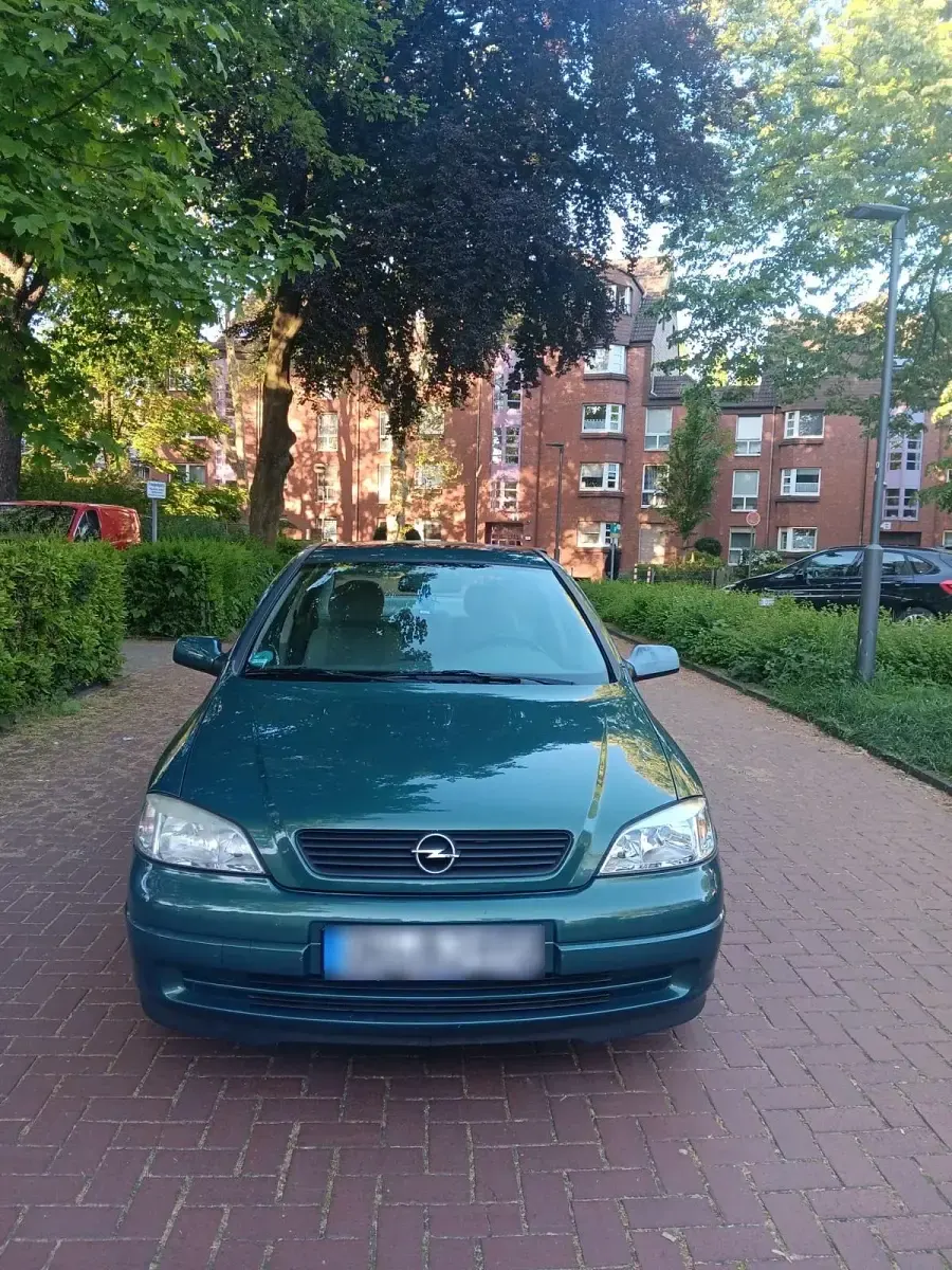 Usata Opel Astra 101 CV (74 kW) 2004 Verde Berlina