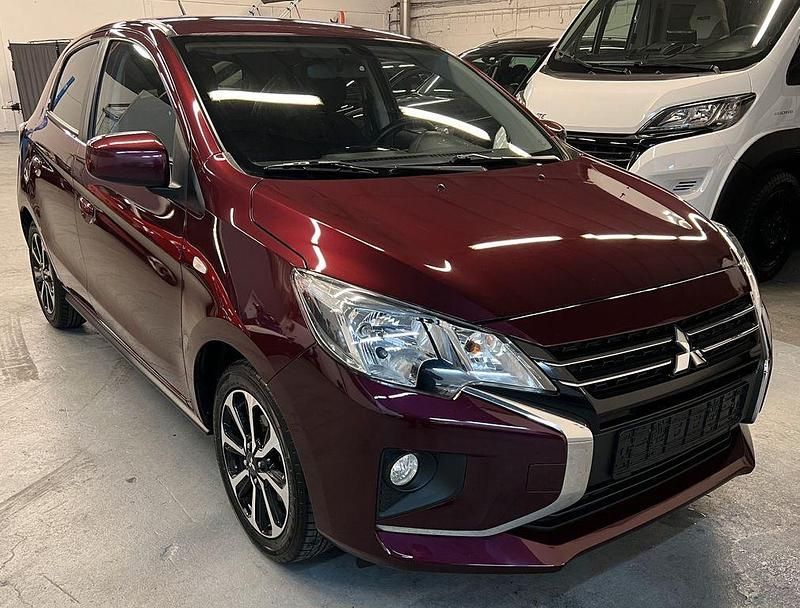 Gebraucht Mitsubishi Space Star Select+ 95 PS (69 kW) 2022 Rot Limousine