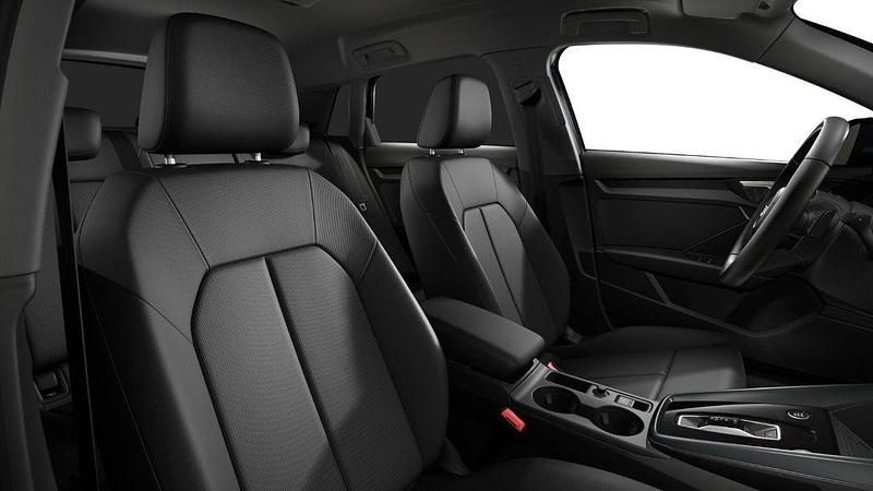 Gebraucht Audi A3 Ambiente 150 PS (110 kW) 2024 Manhattangrau metallic Limousine