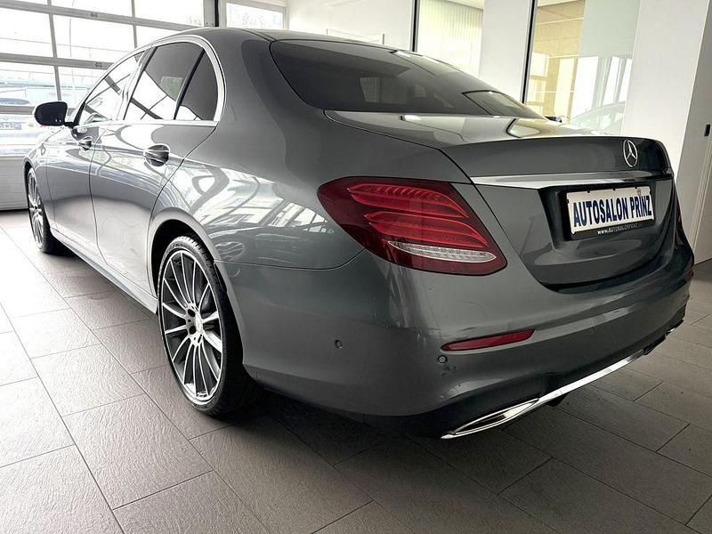 Gebraucht Mercedes E200 AMG 184 PS (135 kW) 2016 Grau Limousine