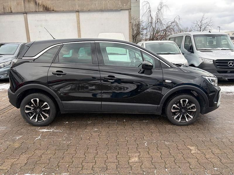 Gebraucht Opel Crossland Elegance 131 PS (96 kW) 2024 Schwarz SUV