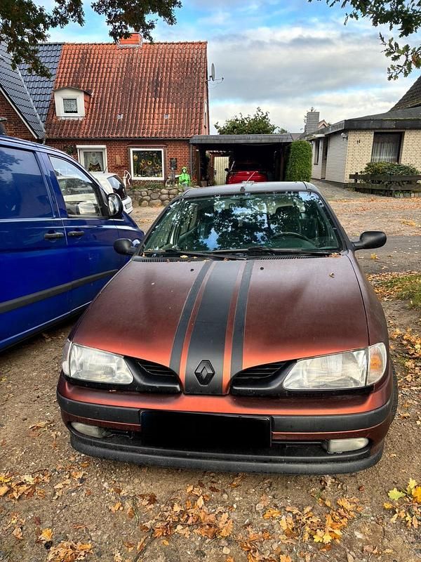 Gebraucht 1998 Renault Mégane Kleinwagen | 2.550 € (Fairer Preis) - Bild 1/4