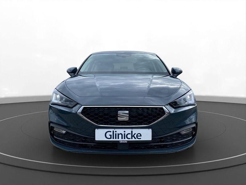 Neu Seat Leon 150 PS (110 kW) 2026 Fjordblau Limousine