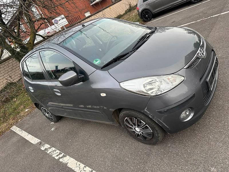 Gebraucht Hyundai i10 67 PS (49 kW) 2008 Grau Kleinwagen