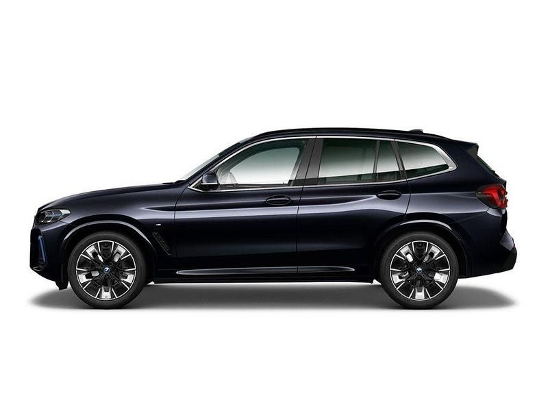 Gebraucht BMW iX3 M Sport 210 kW (286 PS) 2022 Schwarz SUV