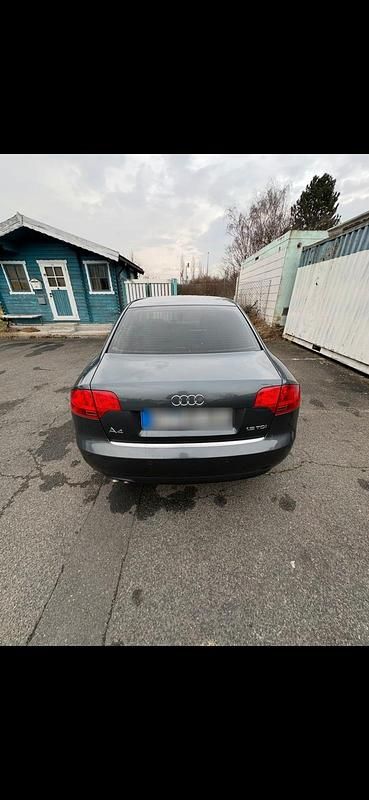Gebraucht Audi A4 116 PS (85 kW) 2007 Grau Limousine