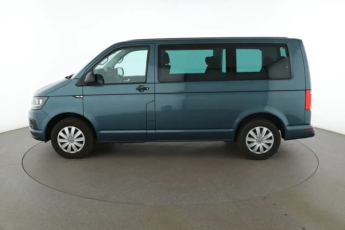 Gebraucht VW Multivan Trendline 2016 Grün Van / Kleinbus