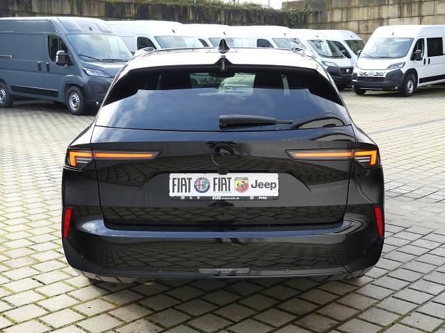 Neu Opel Astra 131 PS (96 kW) 2025 Schwarz Kombi