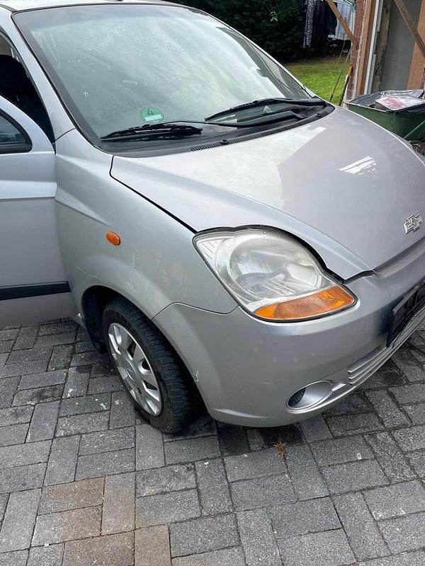 Silber Gebraucht 2006 Chevrolet Matiz Kleinwagen | 599 € (Guter Preis) - Bild 1/4