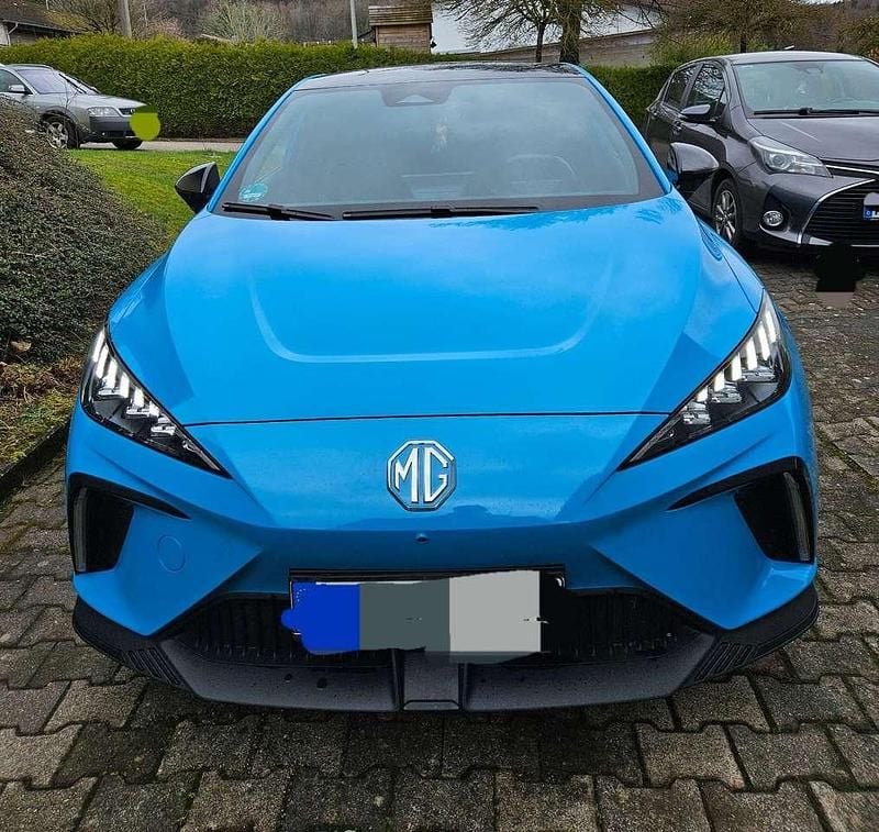 Gebraucht MG MG4 EV Luxury 150 kW (204 PS) 2022 Blau Kleinwagen