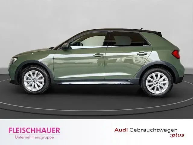 Gebraucht Audi A1 150 PS (110 kW) 2025 Distriktgrün metallic SUV