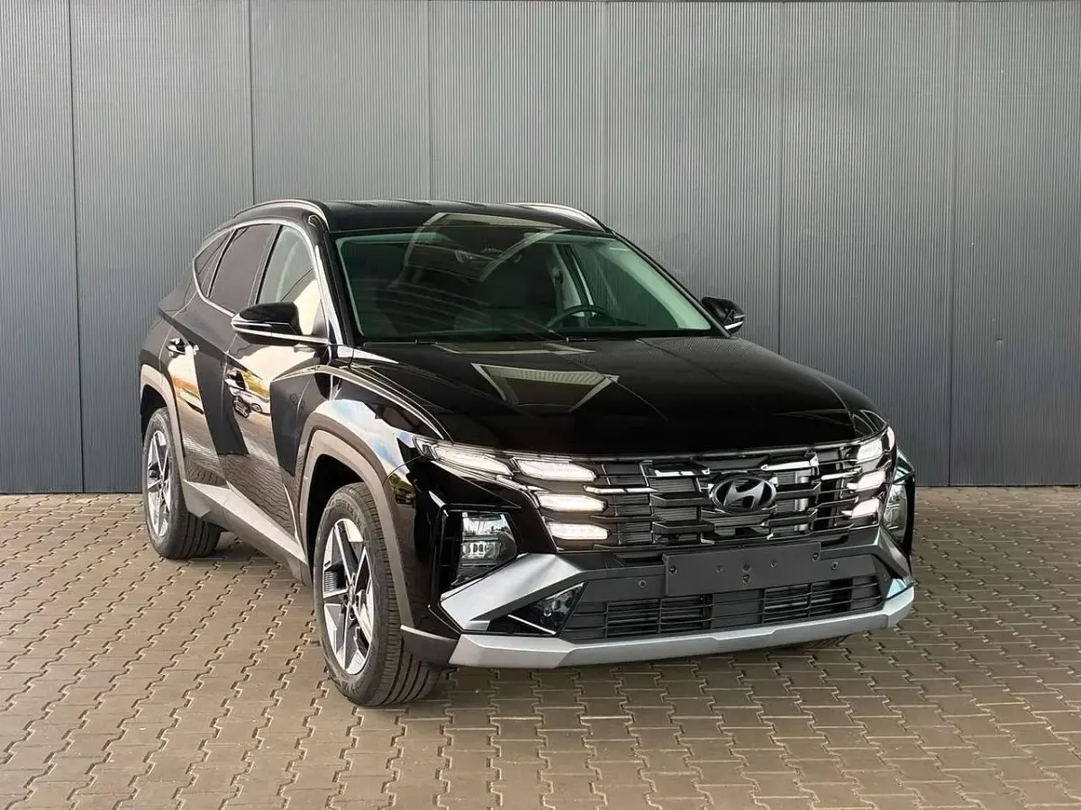 Neu Hyundai Tucson Comfort 150 PS (110 kW) 2026 Abyss black SUV