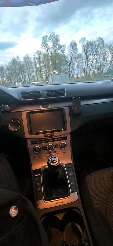 Używany VW Passat 158 KM (116 kW) 2012 Niebieski Kombi