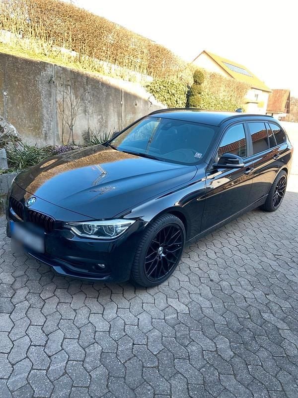 Gebraucht BMW 318 150 PS (110 kW) 2016 Schwarz Kombi