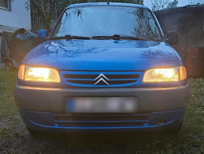 Blau Gebraucht 2001 Citroën Berlingo Van / Kleinbus | 1.149 € (Etwas zu teuer) - Bild 1/4