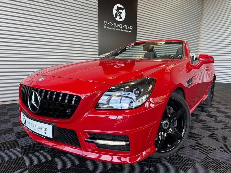 Rot Gebraucht 2011 Mercedes SLK350 Cabrio | 29.600 € (Teuer) - Bild 1/4