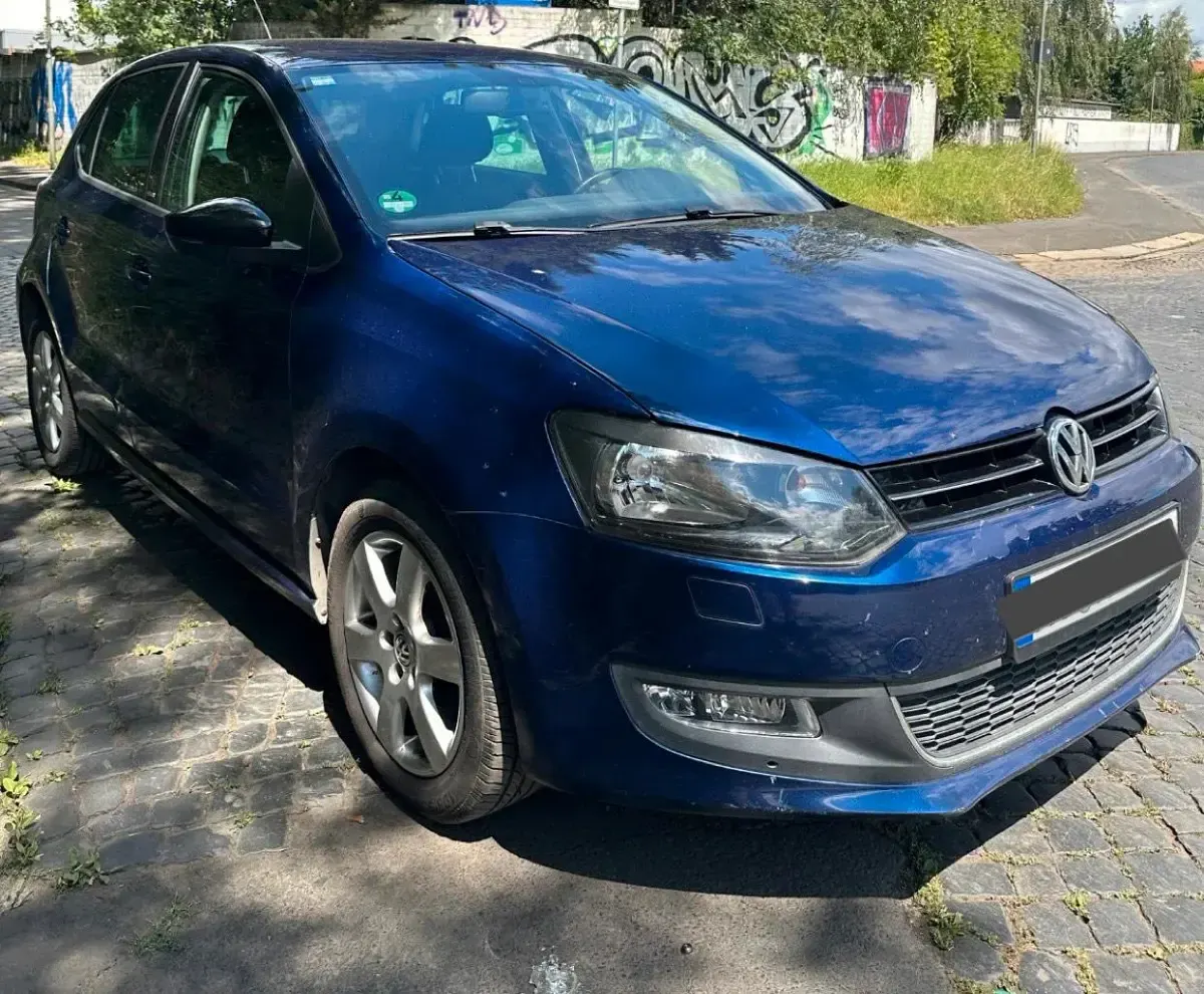 Gebraucht VW Polo Style 90 PS (66 kW) 2011 Blau Kleinwagen