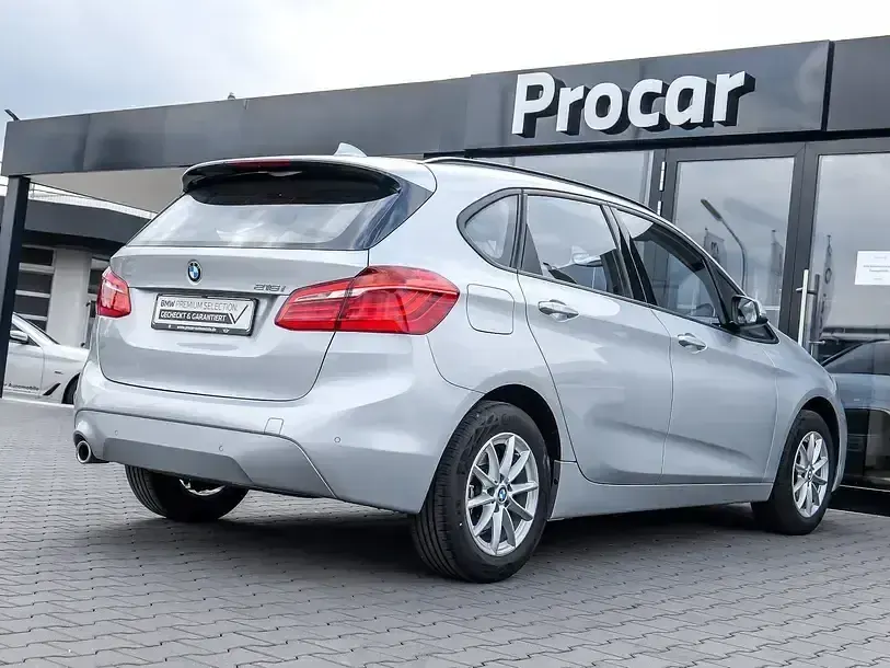 Gebraucht BMW 216 Active Tourer Advantage 122 PS (89 kW) 2021 Van / Kleinbus