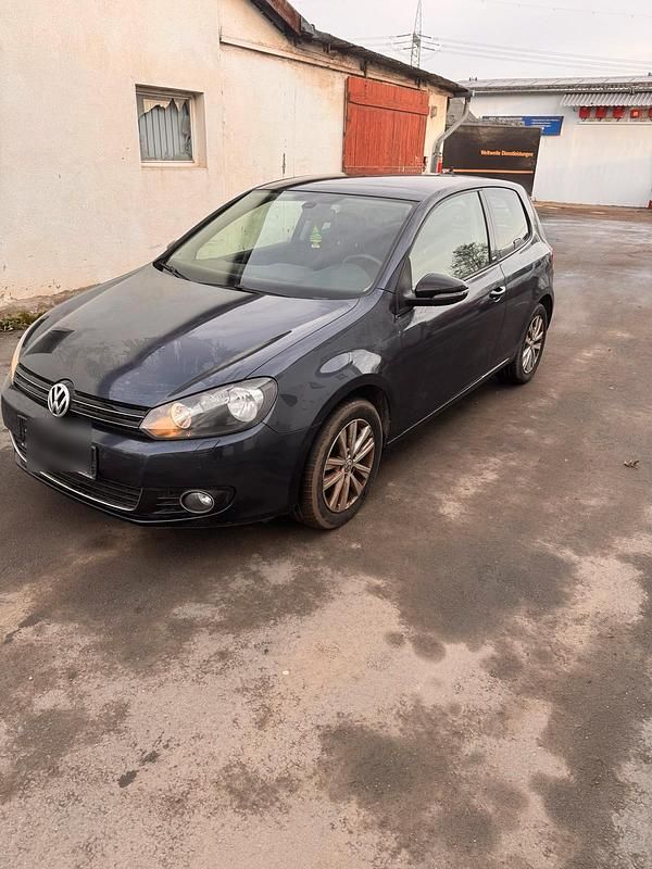 Grau Gebraucht 2012 VW Golf VI Kleinwagen | 5.300 € (Fairer Preis) - Bild 1/4