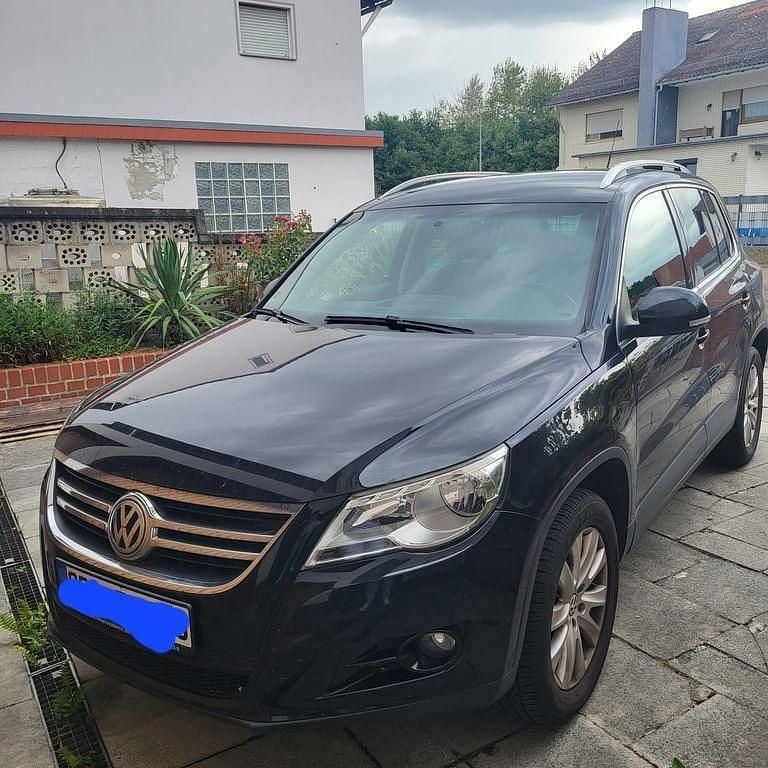 Schwarz Gebraucht 2011 VW Tiguan Freestyle SUV | 11.000 € (Fairer Preis) - Bild 1/4