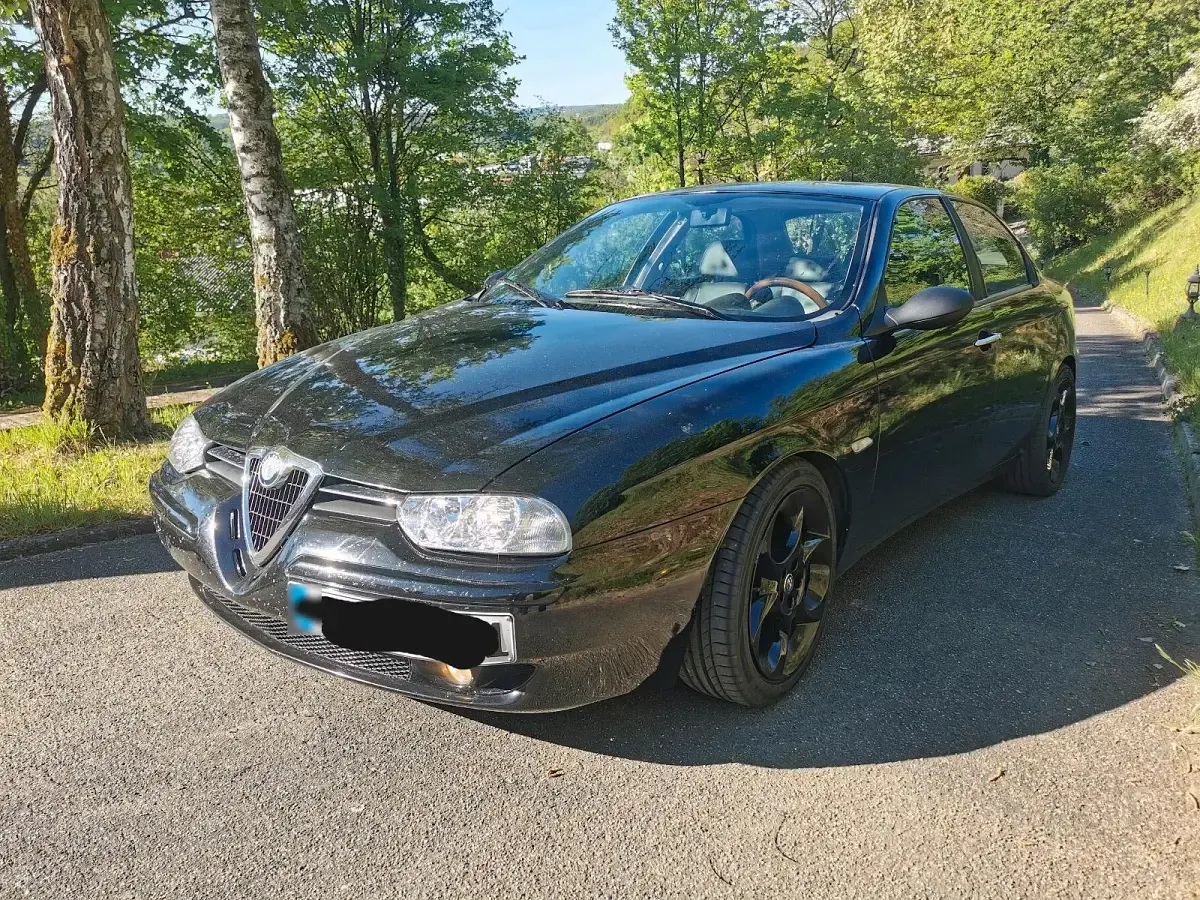Gebraucht Alfa Romeo 156 192 PS (141 kW) 2000 Schwarz Limousine
