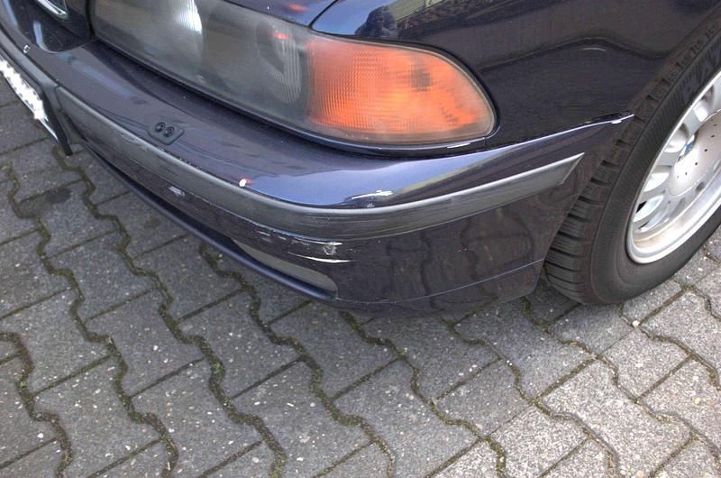 Gebraucht BMW 528 193 PS (141 kW) 1997 Blau Limousine