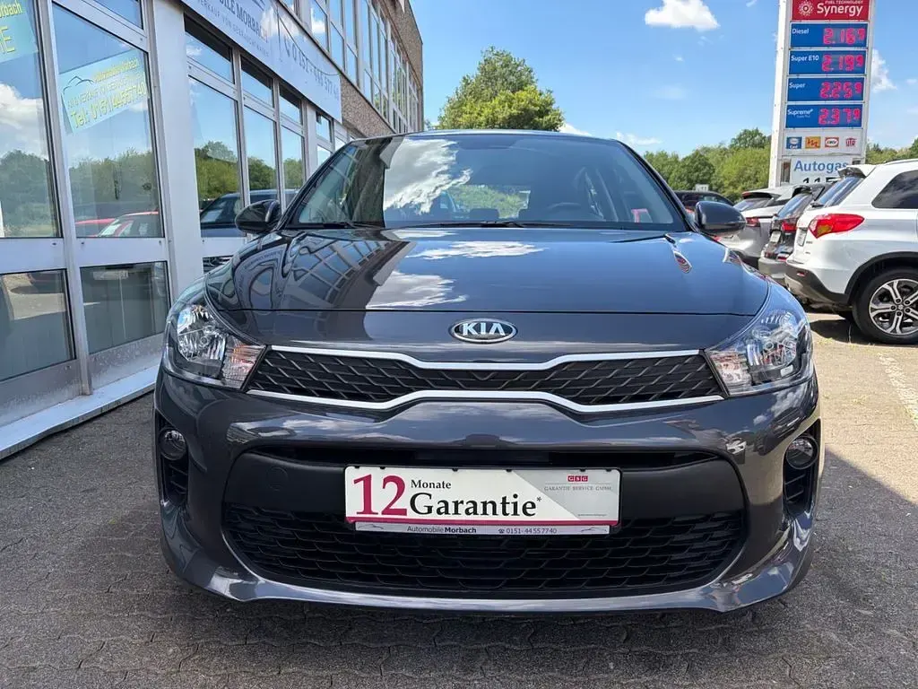 Gebraucht Kia Rio Attract 84 PS (61 kW) 2019 Grau Limousine