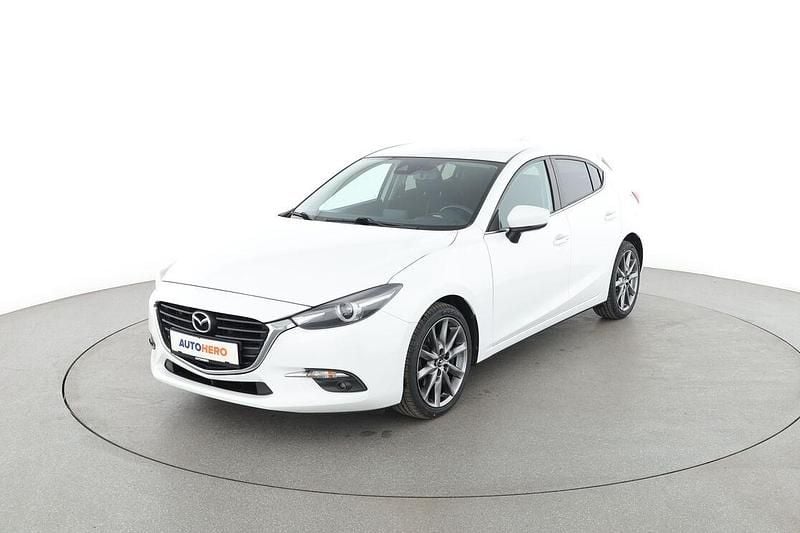 Weiß Gebraucht 2019 Mazda 3 Signature Limousine | 15.420 € (Fairer Preis) - Bild 1/3