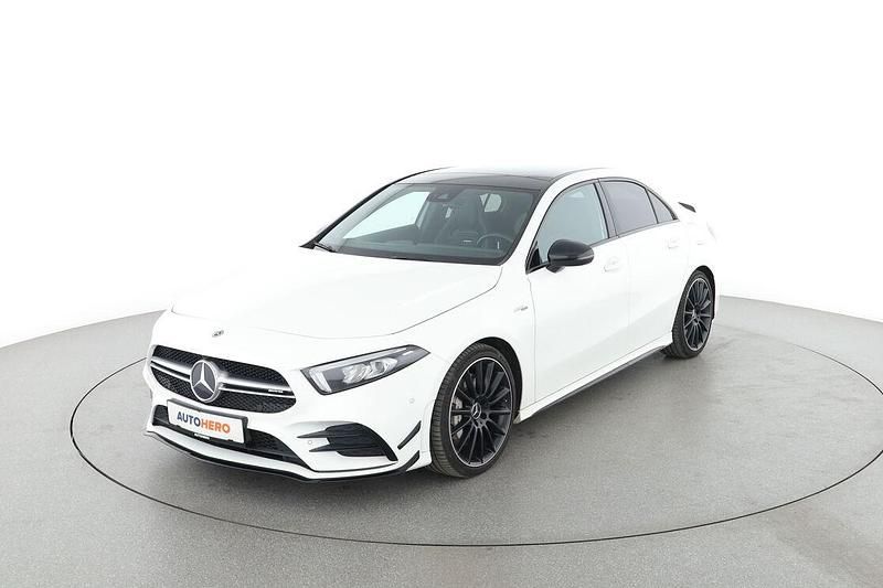 Weiß Gebraucht 2019 Mercedes A35 AMG AMG Limousine | 34.660 € (Etwas zu teuer) - Bild 1/3