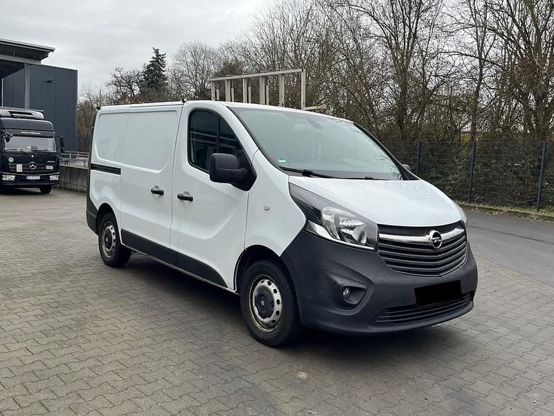 Weiß Gebraucht 2015 Opel Vivaro Van / Kleinbus | 7.900 € (Superpreis) - Bild 1/4
