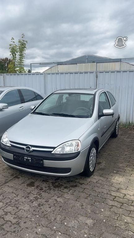 Silber Gebraucht 2003 Opel Corsa Kleinwagen | 600 € (Superpreis) - Bild 1/4