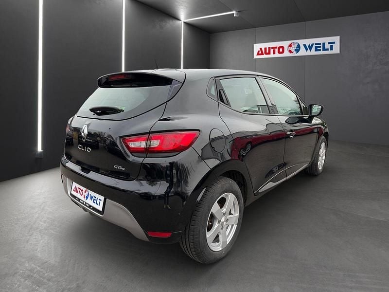 Gebraucht Renault Clio IV 90 PS (66 kW) 2015 Schwarz Kleinwagen