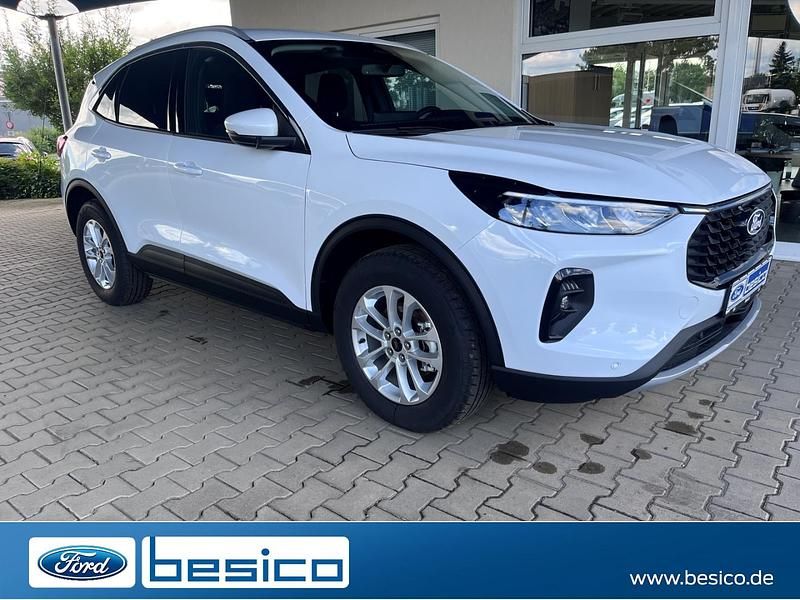 Neu Ford Kuga Titanium 242 PS (177 kW) 2026 Frozen white (weiss) SUV
