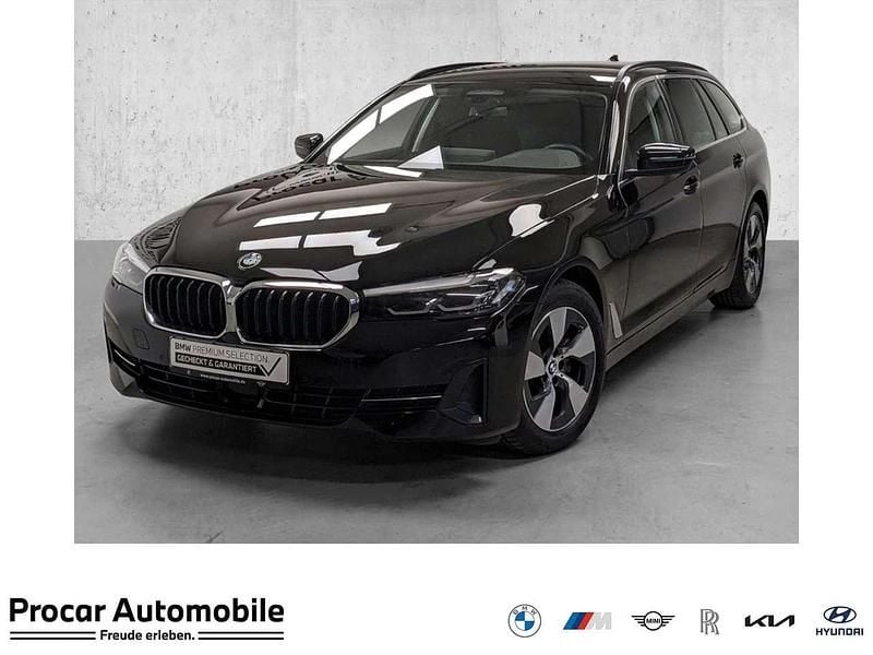Schwarz Gebraucht 2021 BMW 520 Kombi | 27.980 € (Guter Preis) - Bild 1/3