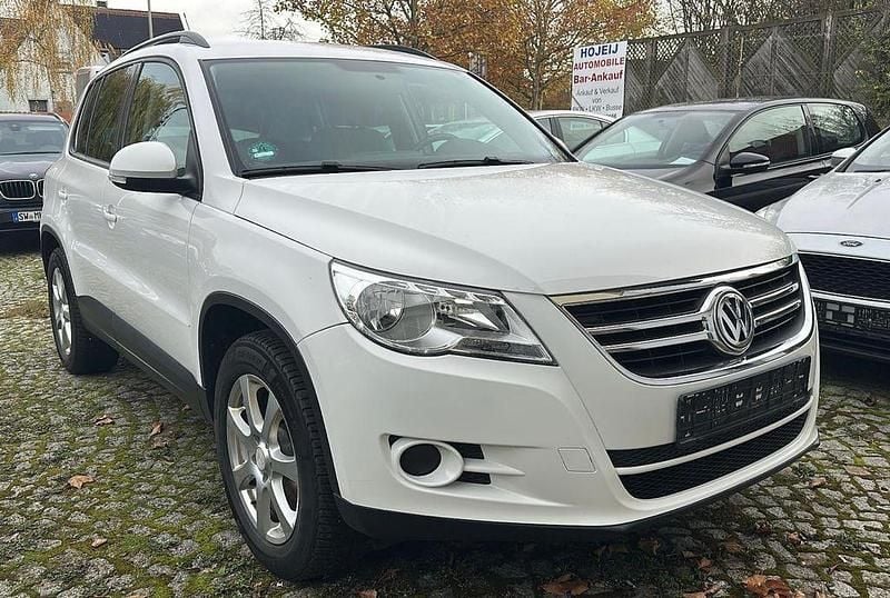 Weiß Gebraucht 2010 VW Tiguan Trendline SUV | 6.900 € (Guter Preis) - Bild 1/4
