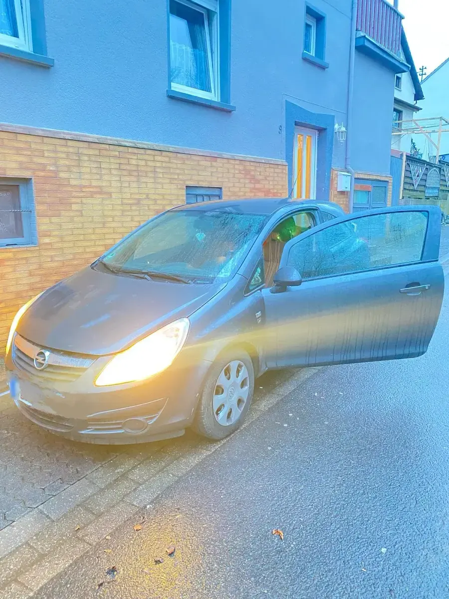 Gebraucht Opel Corsa 87 PS (63 kW) 2010 Grau Kleinwagen