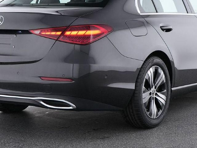 Gebraucht Mercedes C200 Avantgarde 163 PS (119 kW) 2023 Grau Limousine