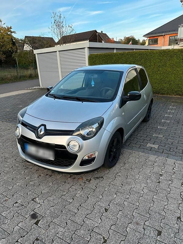 Silber Gebraucht 2014 Renault Twingo Kleinwagen | 3.700 € - Bild 1/4