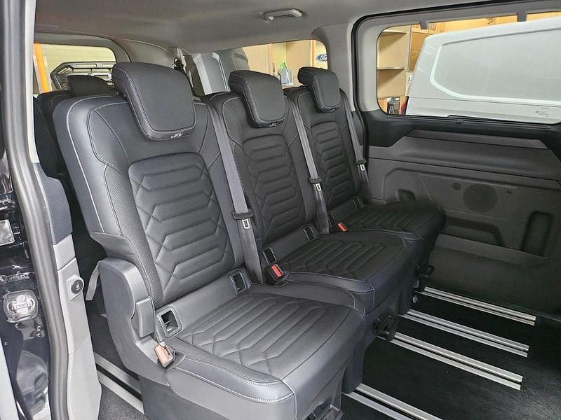 Neu Ford Tourneo Titanium X 170 PS (125 kW) 2025 Magneticgrau Van / Kleinbus