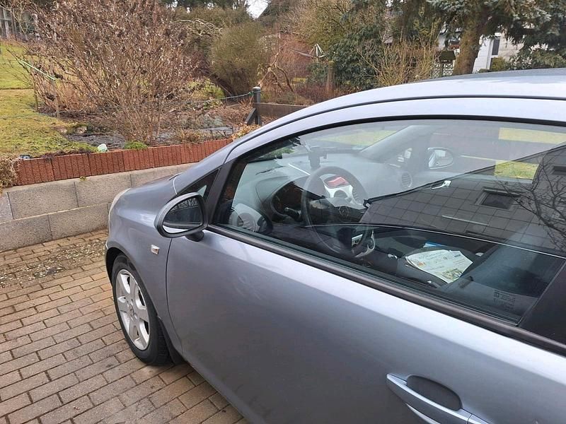 Gebraucht Opel Corsa 80 PS (58 kW) 2009 Grau Kleinwagen