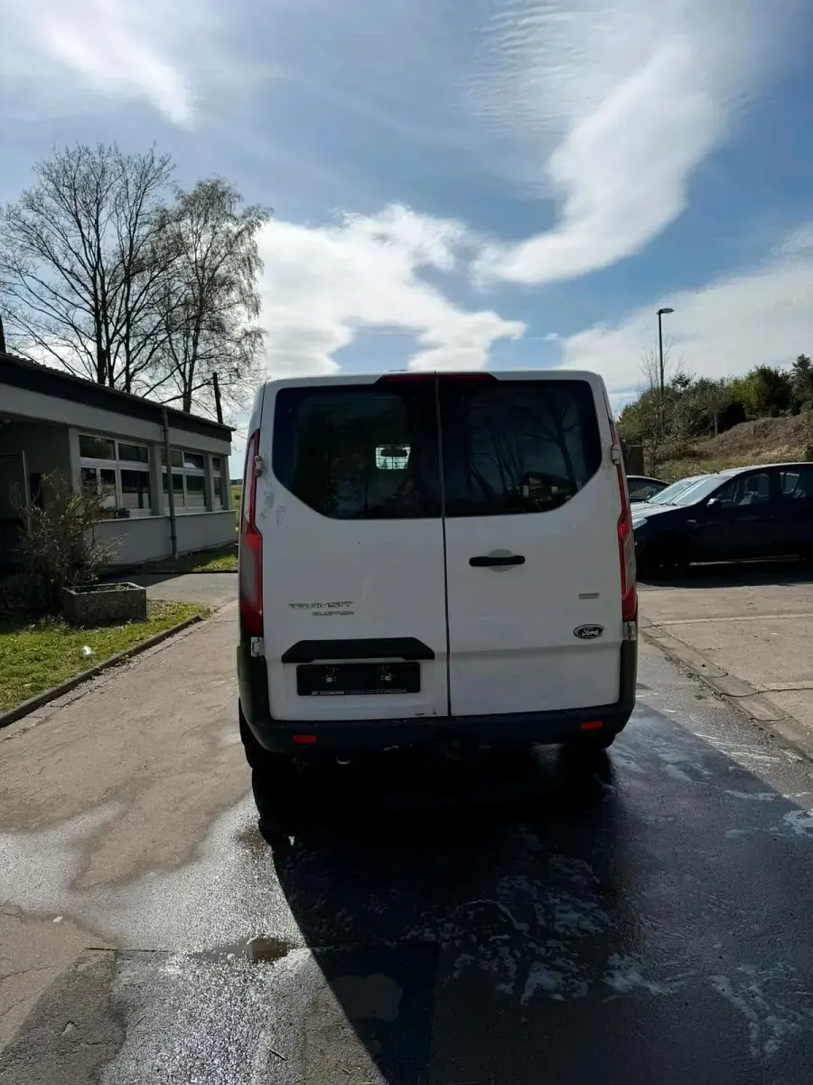 Gebraucht Ford Transit Custom 105 PS (77 kW) 2013 Weiß Van / Kleinbus