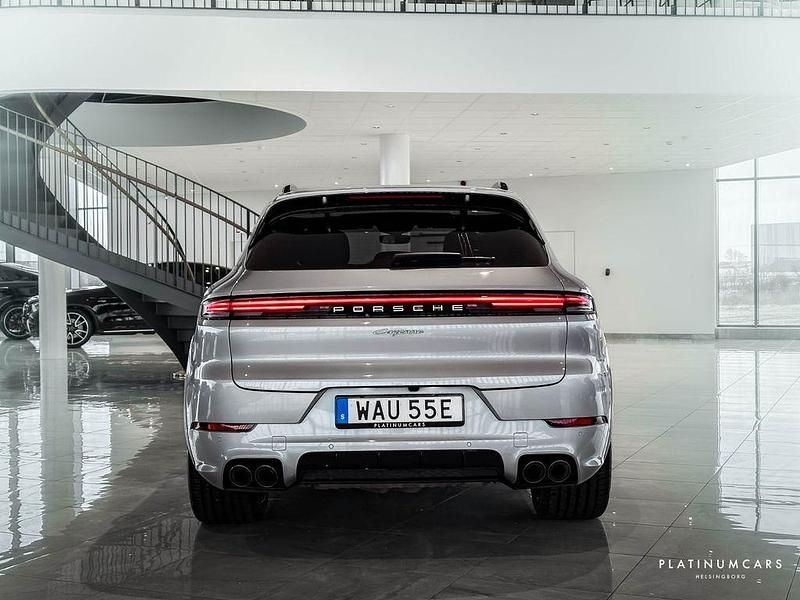 Gebraucht Porsche Cayenne 462 PS (339 kW) 2023 Silber SUV