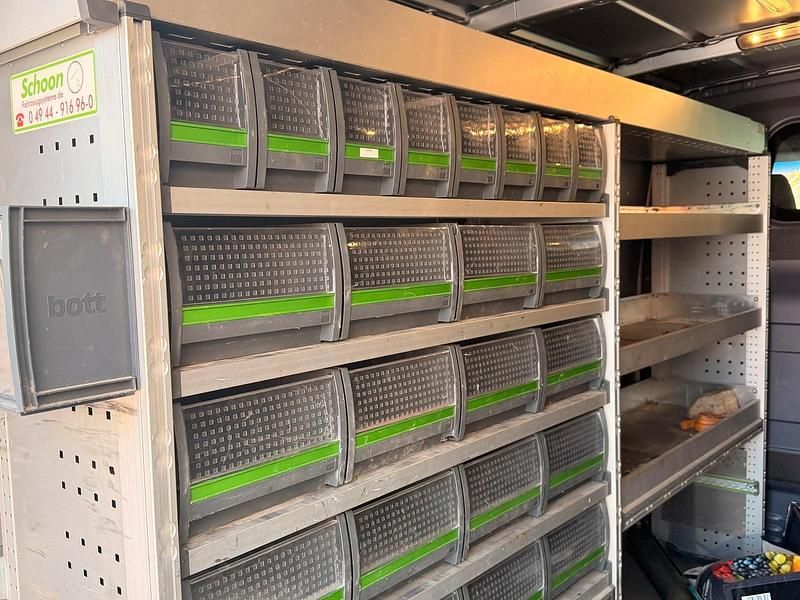 Gebraucht Mercedes Sprinter 170 PS (125 kW) 2022 Silber Van