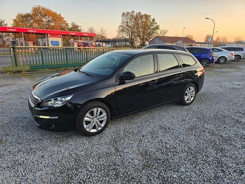 Schwarz Gebraucht 2014 Peugeot 308 Active Kombi | 4.950 € (Guter Preis) - Bild 1/4