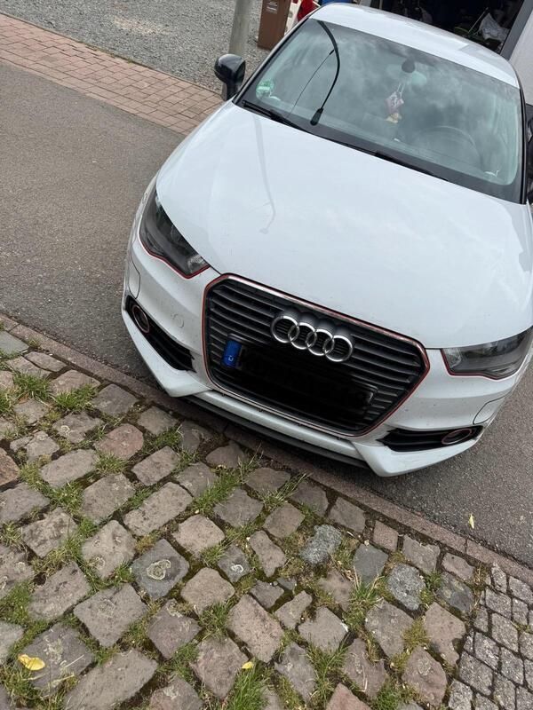 Weiß Gebraucht 2014 Audi A1 Kleinwagen | 7.550 € (Guter Preis) - Bild 1/4