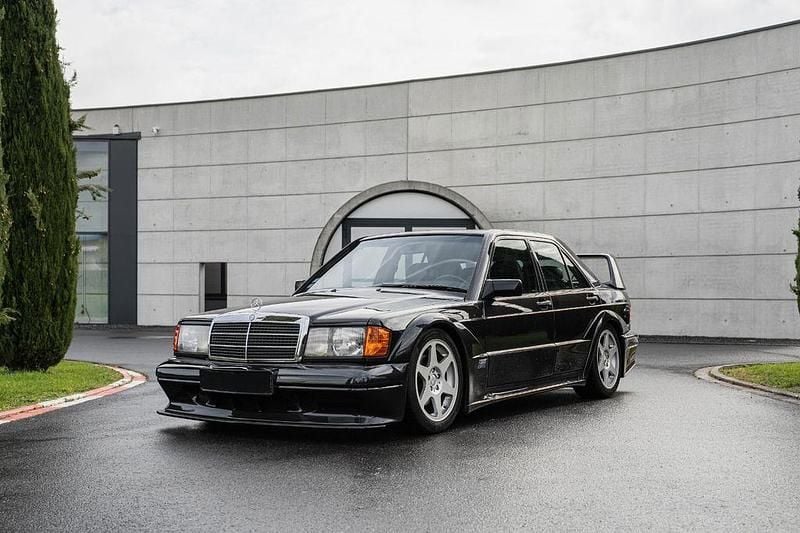 Gebraucht Mercedes 190 235 PS (172 kW) 1990 Schwarz Limousine