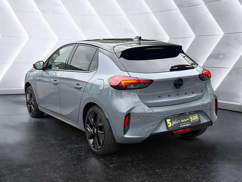 Gebraucht Opel Corsa-e 114 kW (156 PS) 2023 /typ aussenverkleidung spiege Kleinwagen