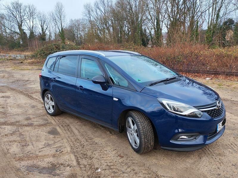 Gebraucht Opel Zafira Innovation 120 PS (88 kW) 2018 Blau Van / Kleinbus